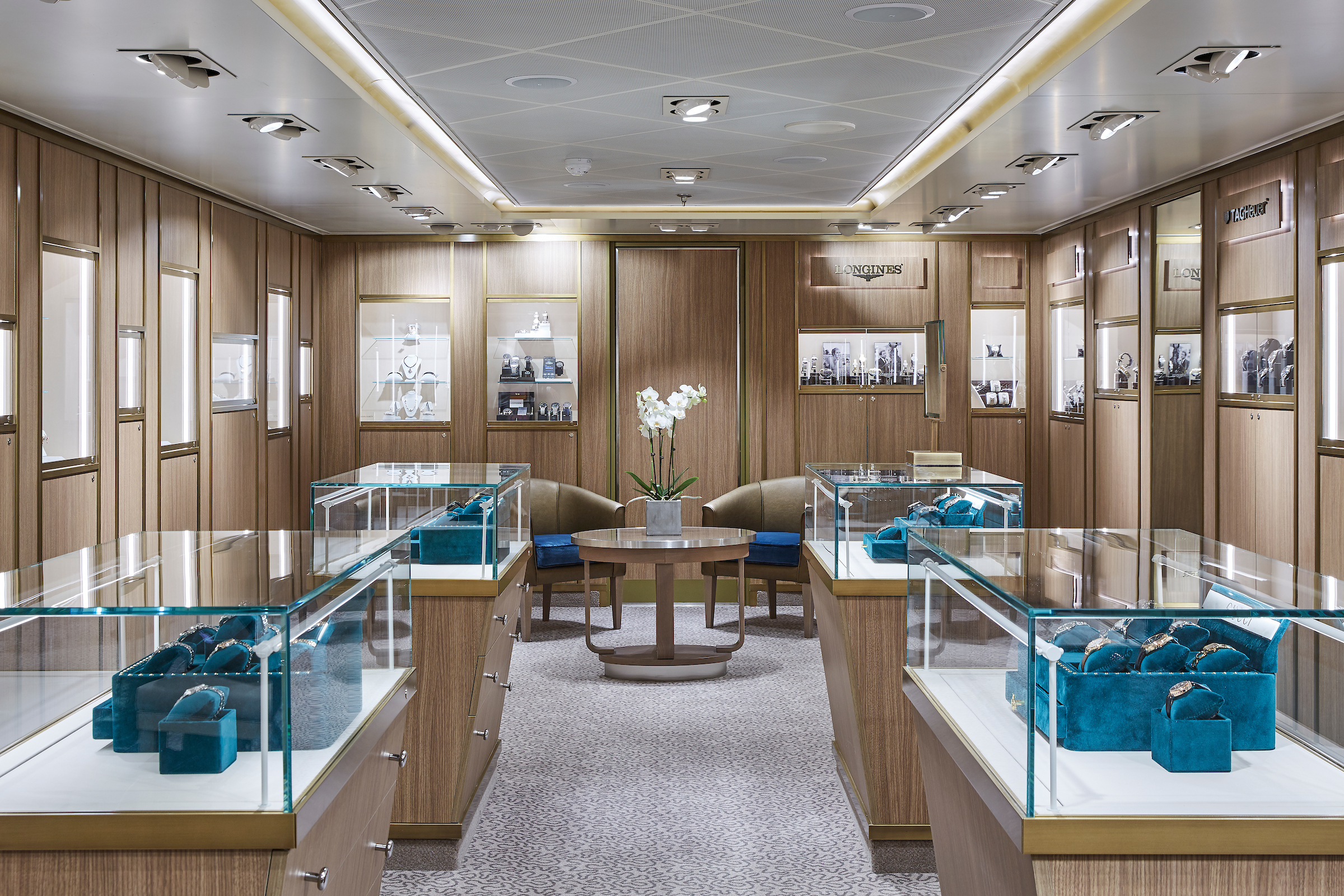 Silver Dawn - Boutique